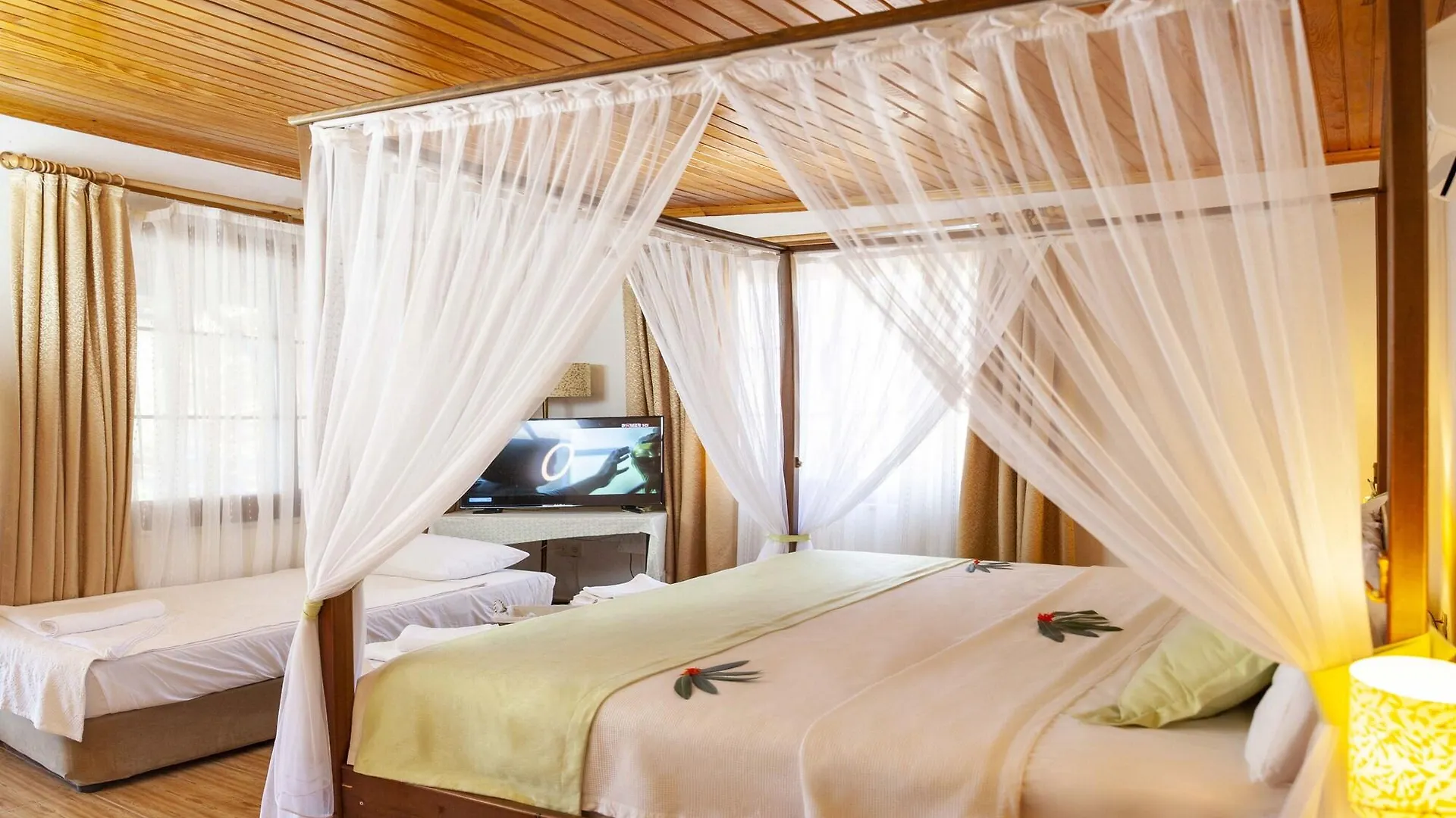 Aphrodite Hotel Selimiye